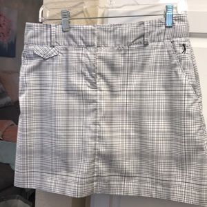 Izod Black and White Mini Skirt